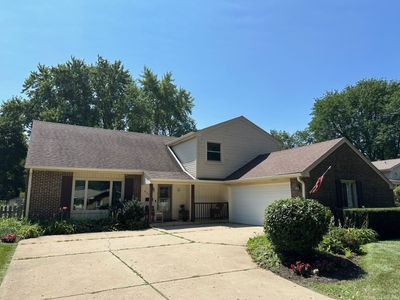 653 E Balsam Lane, House other with 4 bedrooms, 2 bathrooms and 2 parking in Palatine IL | Image 1