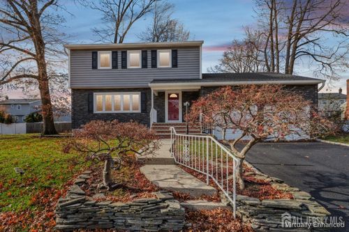 8 Periwinkle Pl, Colonia, NJ, 07067-1927 | Card Image