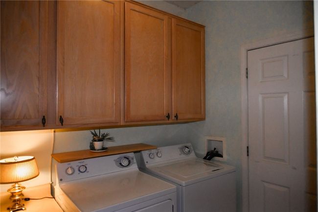 102 Linden Ct, Condo with 3 bedrooms, 3 bathrooms and 2 parking in Seven Fields PA | Image 26