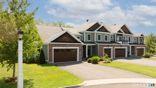 21-21 Yorkshire Ct, Farmington, CT, 06032-2487 | Card Image