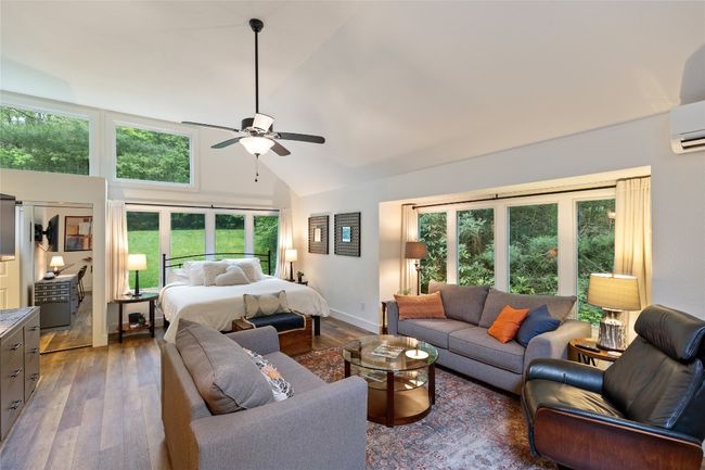 1909 - 260 River Run, Condo with 1 bedrooms, 1 bathrooms and null parking in Sapphire NC | Image 14
