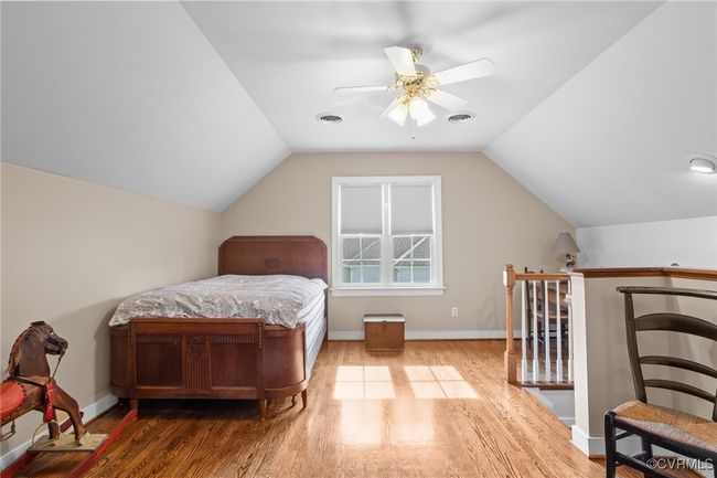 Second floor bedroom | Image 23