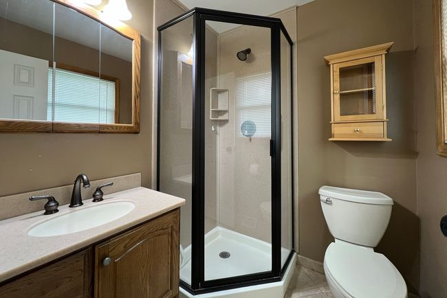 Private master bath | Image 21