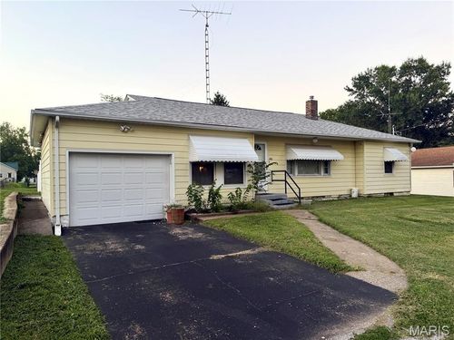 303 E Davis St, Ava, IL, 62907-1008 | Card Image