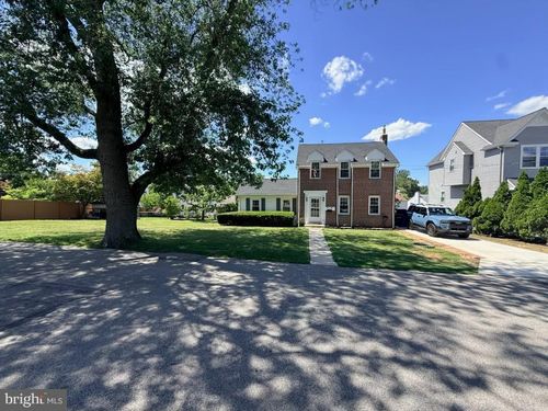 216 1st Ave, BROOMALL, PA, 19008-2301 | Card Image