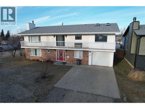 {{alt}} | Card Image