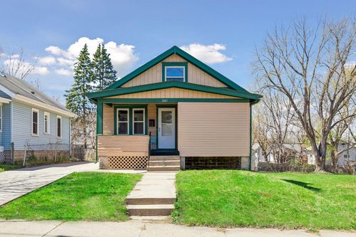 1087 Western Ave N, Saint Paul, MN, 55117-4842 | Card Image