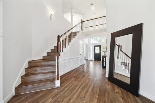 310 Brook Forest Trl, Sugar Land, TX, 77478-4745 | Card Image