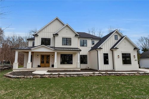 4975 Spaulding Dr, Clarence, NY, 14031-1573 | Card Image