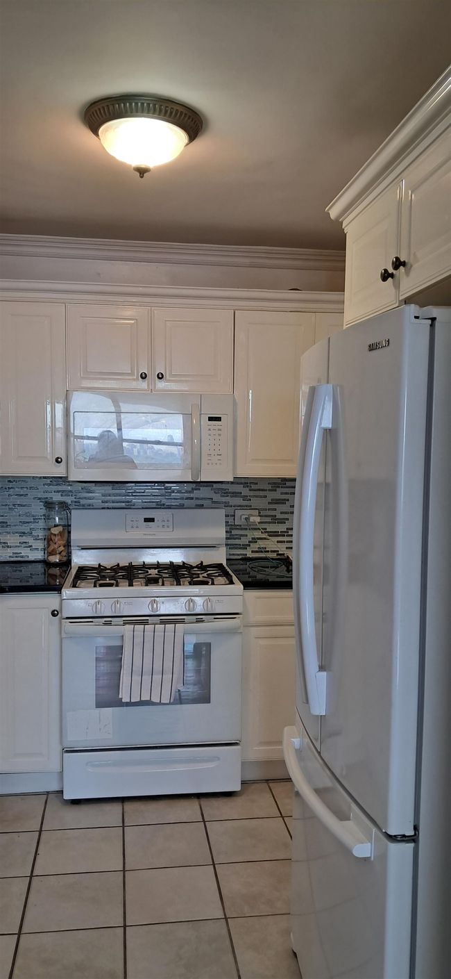 APT-30B - 7002 Kennedy Blvd E, Condo with 2 bedrooms, 3 bathrooms and null parking in Guttenberg NJ | Image 10
