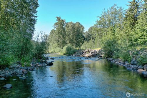 429 Mineral Creek Rd, Mineral, WA, 98355-9301 | Card Image