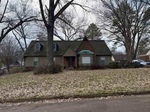 7685 Mchenry Cir S, Germantown, TN, 38138-2237 | Card Image