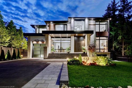 533 Carson Lane, Oakville, ON, L6J6M3 | Card Image