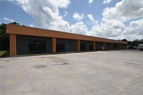 749 S Central Ave, Umatilla, FL, 32784-9504 | Card Image