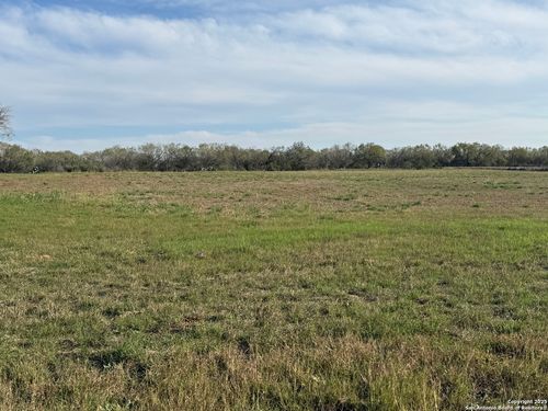 13208 Adkins Saint Hedwig Rd, Saint Hedwig, TX, 78152-8213 | Card Image