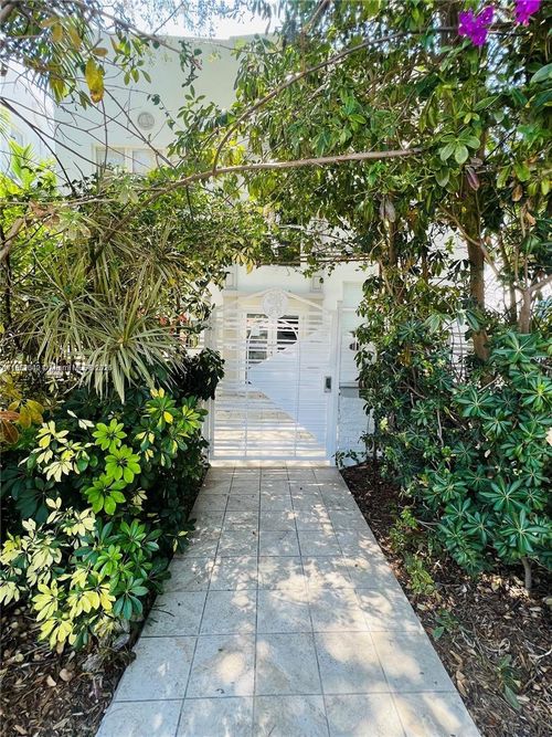 apt-206-1550 Drexel Ave, Miami Beach, FL, 33139-7929 | Card Image