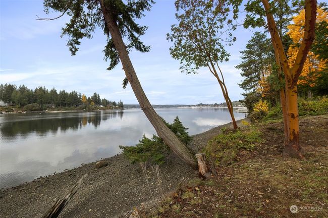 150 ' feet of waterfront | Image 24