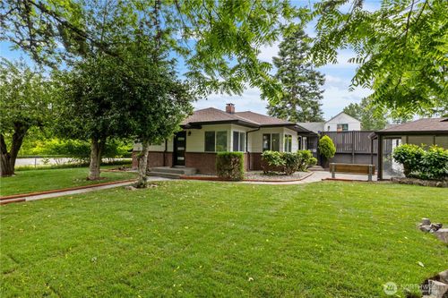 10303 40th Avenue E, Tacoma, WA, 98446 | Card Image