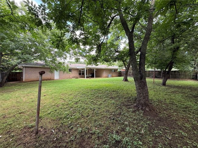 1511 University Dr, House other with 4 bedrooms, 2 bathrooms and null parking in Arlington TX | Image 19
