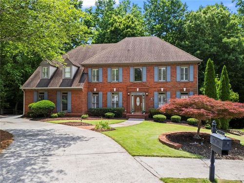 2910 Leeds Garden Ln, Johns Creek, GA, 30022-7566 | Card Image