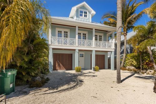 418 Magnolia Ave, ANNA MARIA, FL, 34216 | Card Image