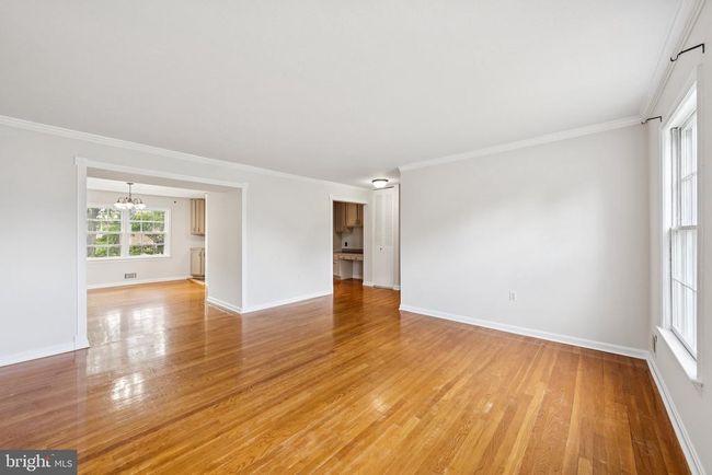 7504 Bland Dr, Townhouse with 3 bedrooms, 3 bathrooms and null parking in MANASSAS VA | Image 4