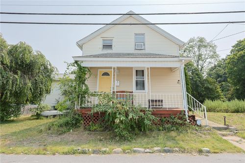45 Angelico St, Johnston, RI, 02919-6201 | Card Image
