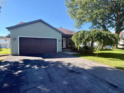 413 Pennsylvania Ave, Sandusky, OH, 44870-5773 | Card Image