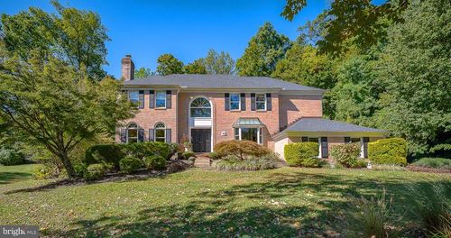 215 Cornell Dr, BRYN MAWR, PA, 19010-2117 | Card Image