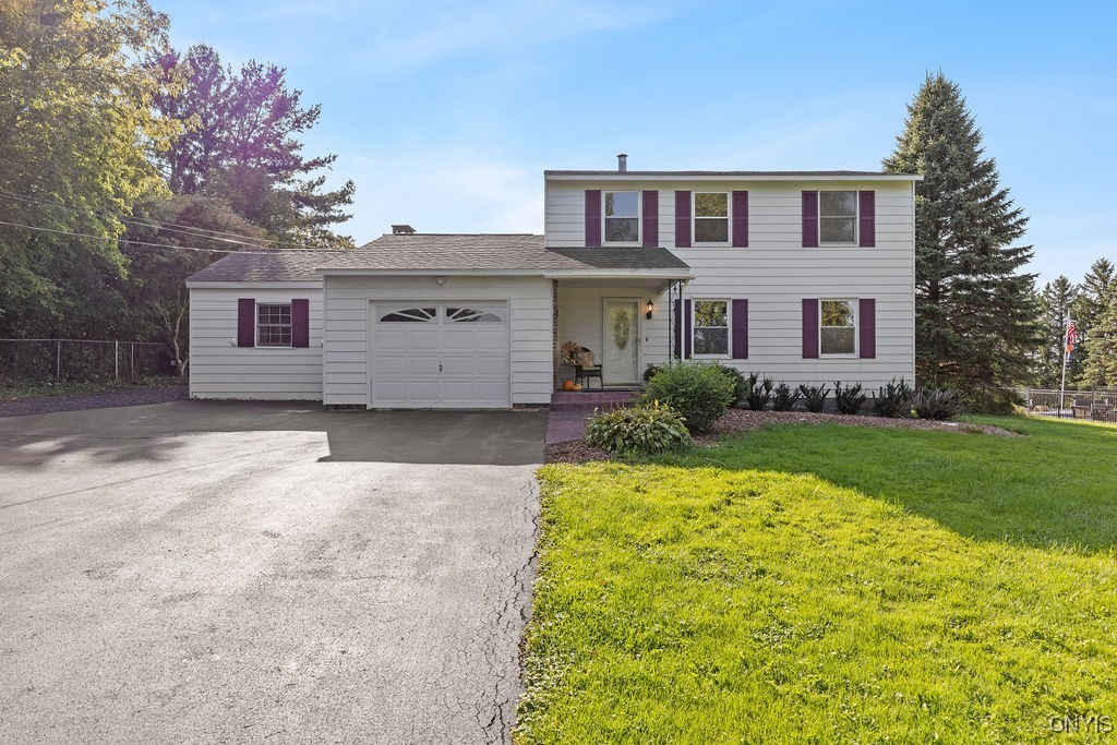 Shea Rd, Syracuse, NY 13215