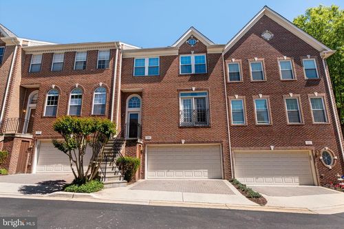 102 Lounsbury Pl, FALLS CHURCH, VA, 22046-2926 | Card Image