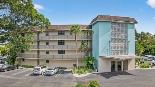 207-2424 N Federal Hwy, Boynton Beach, FL, 33435-2453 | Card Image