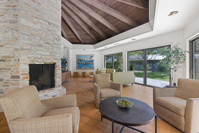 2401 Manana St, House other with 4 bedrooms, 4 bathrooms and 2 parking in Austin TX | Image 15
