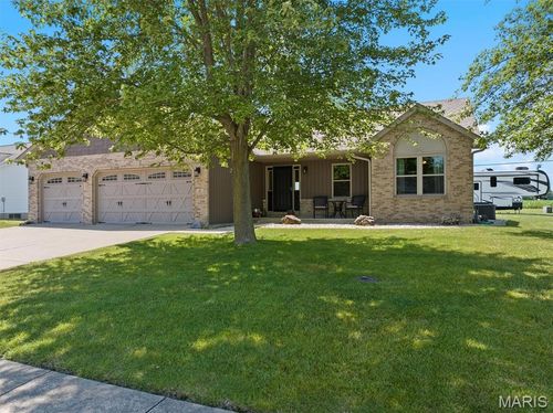 45 Oakbrooke, Troy, IL, 62294-2495 | Card Image