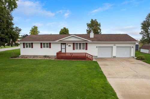 602 E 18th St, Schuyler, NE, 68661-1258 | Card Image