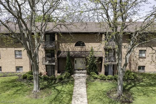 209-600 Tollis Pkwy, Broadview Heights, OH, 44147-1806 | Card Image