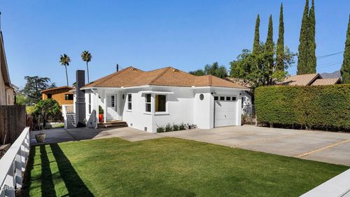 10437 Helendale Ave, Tujunga, CA, 91042-1831 | Card Image