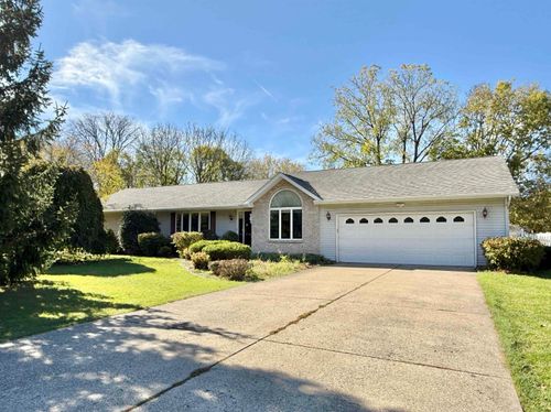 2780 S Hart Rd, Beloit, WI, 53511-2112 | Card Image