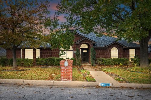 309 Deauville Dr, Fort Worth, TX, 76108-3787 | Card Image
