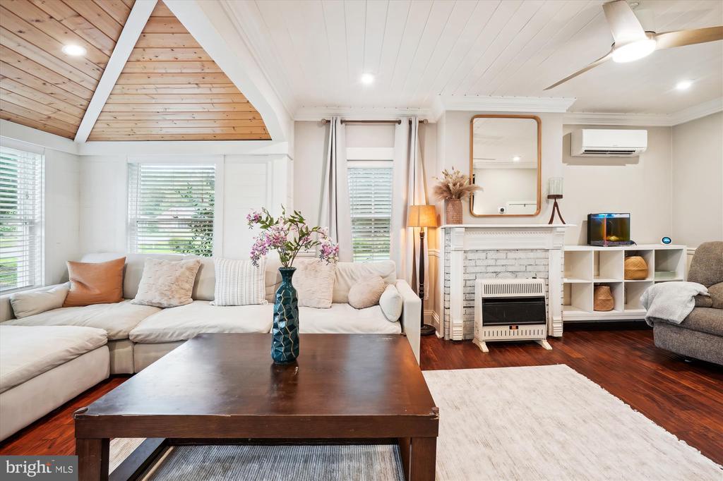 Love Point Rd, Stevensville, MD 21666