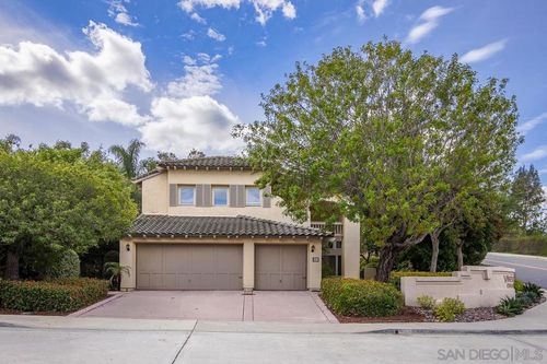 987 Calle De Lepanto, Escondido, CA, 92025-7676 | Card Image