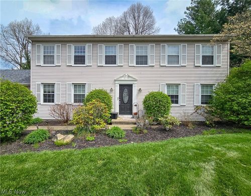 200 Briarbrook Ct Ne, Warren, OH, 44484-1752 | Card Image