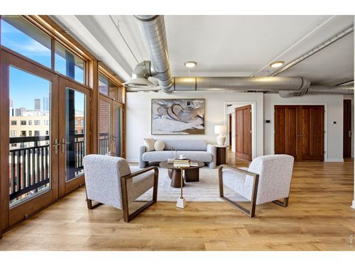 j-2245 Blake St, Denver, CO, 80205-2053 | Card Image