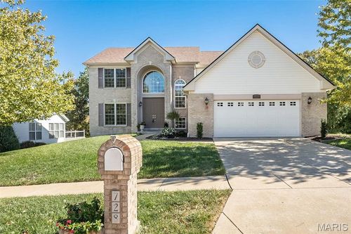 728 Grand View Ridge Ct, Eureka, MO, 63025-3719 | Card Image