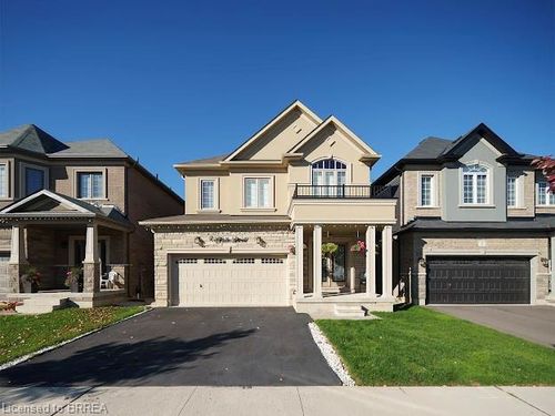 4 Sleeth St, Brantford, ON, N3S0J8 | Card Image