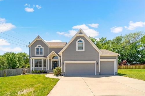 12890 S Greenwood St, Olathe, KS, 66062-8868 | Card Image