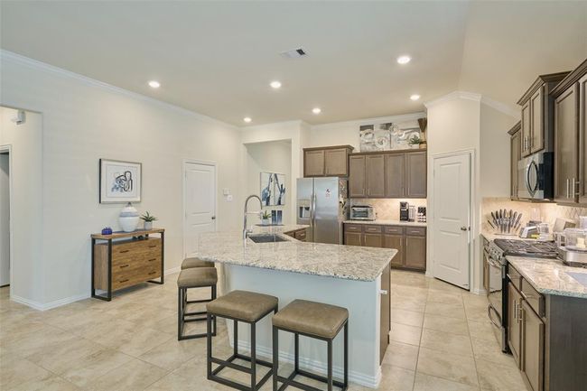 18811 Palmetto Hills Dr, House other with 3 bedrooms, 2 bathrooms and 2 parking in New Caney TX | Image 12