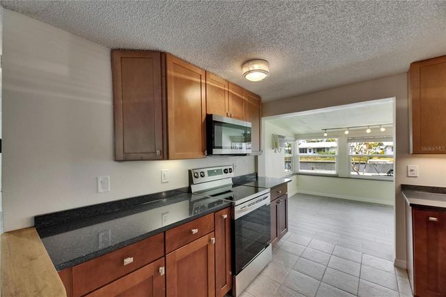 832 Seabreeze Dr, House other with 3 bedrooms, 2 bathrooms and null parking in RUSKIN FL | Image 32