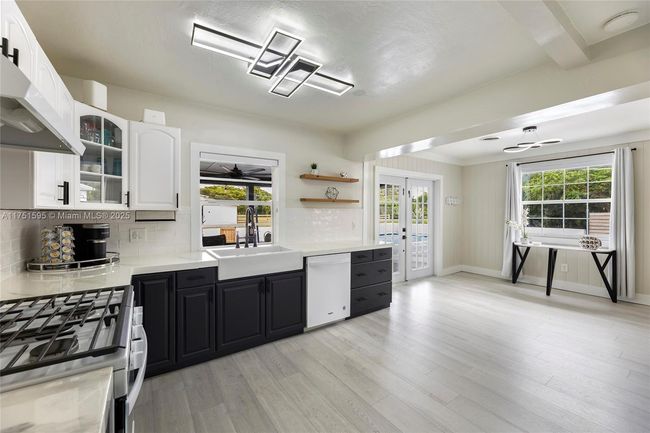 1970 Sw 115 Th Ave, House other with 4 bedrooms, 3 bathrooms and null parking in Davie FL | Image 15