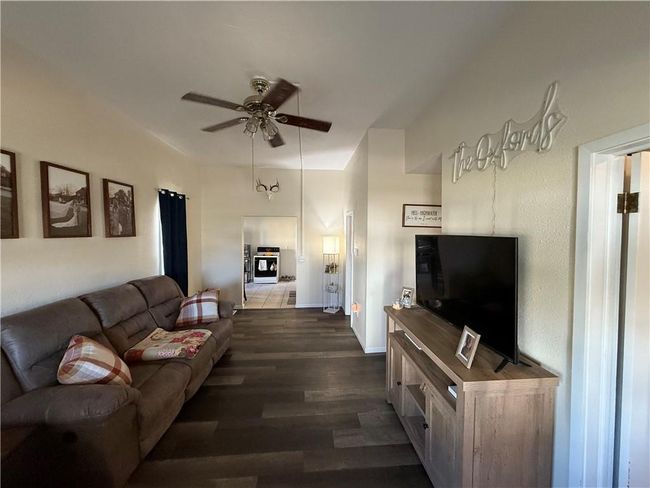 413 W 1 St St, House other with 2 bedrooms, 1 bathrooms and null parking in Cameron MO | Image 12